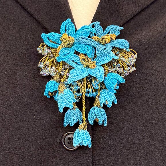 Traditional Turkish Oya Crafts Jewelry - Collectable Traditional Turkish Brooch Oya Blue Needle Lace & Beading